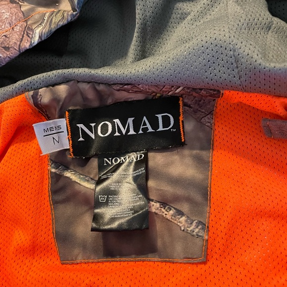 Nomad light weight hoodie. - Picture 3 of 3